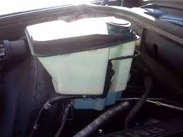 A plastic Wiper fluid tank