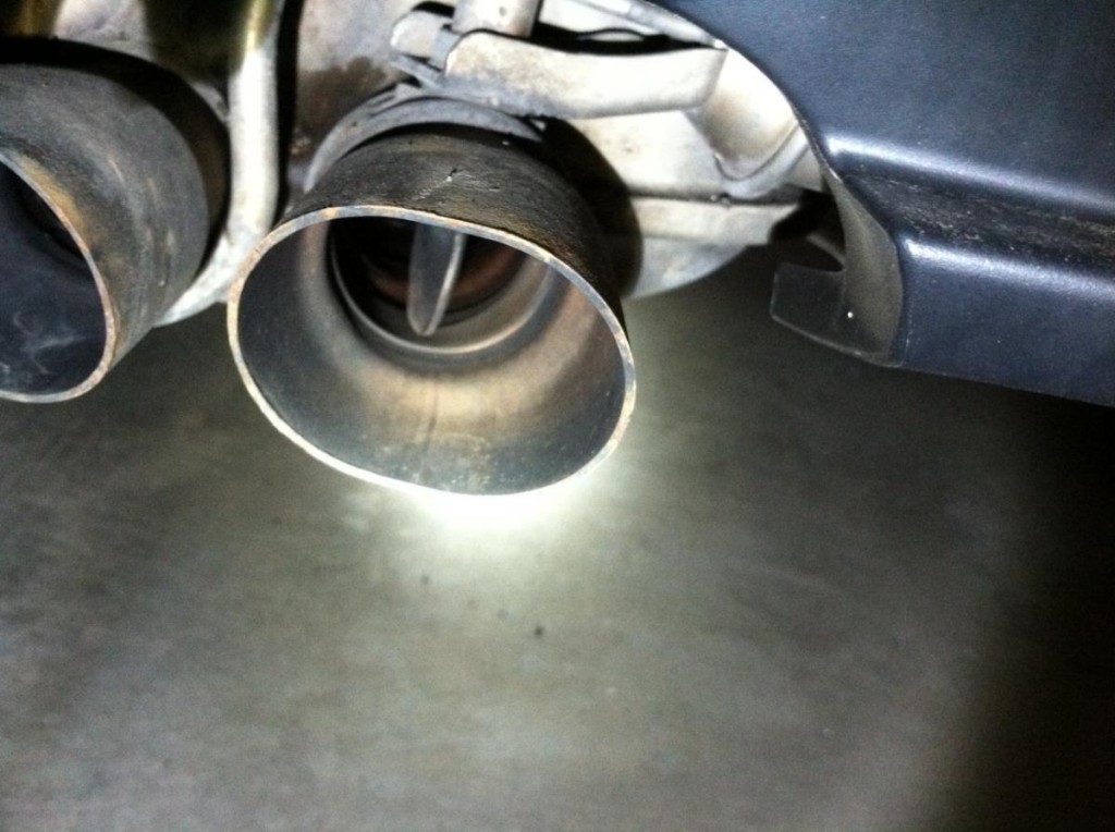 BMW X3 E83 muffler